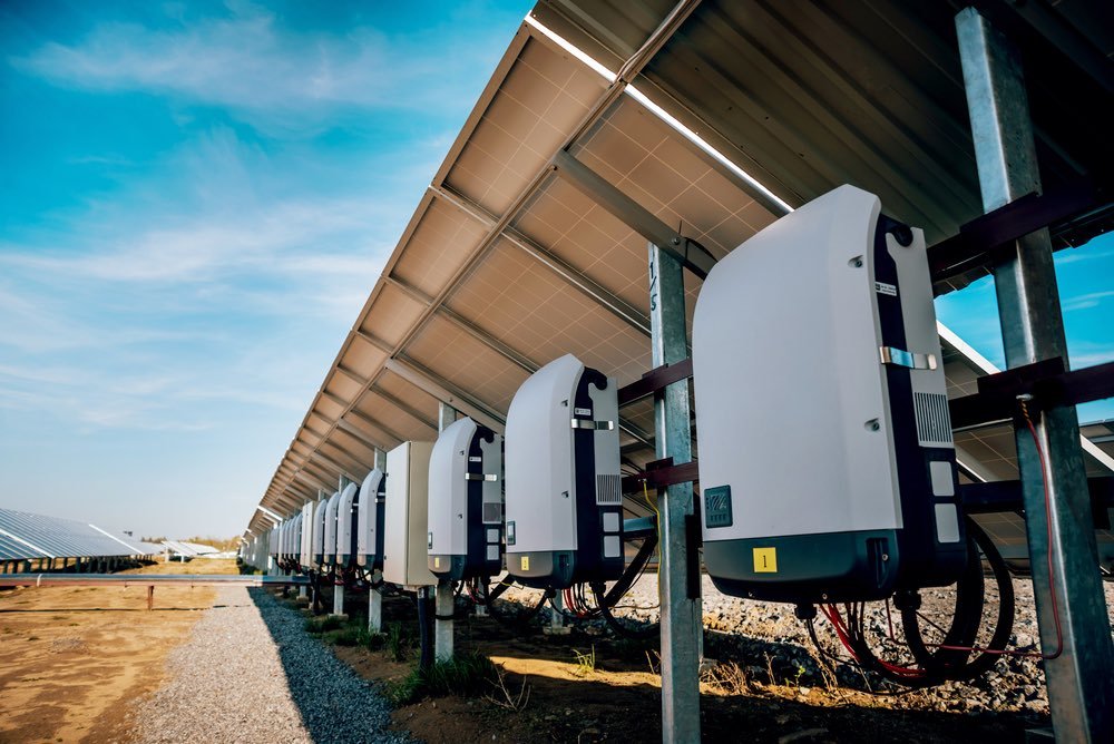 inversor en cadena para instalaciones. fotovoltaicas